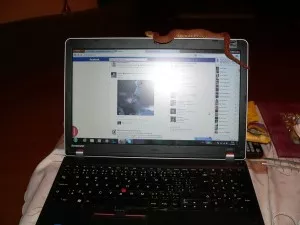 Závislá na FB