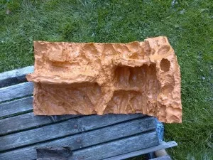 čerstvě natřeno spárovací směsí. Myslíte, že by šlo přidat do směsi temperku, nebo je barva ok?