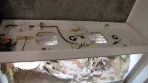dvojtý strop pro elektroniku